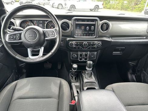Certified 2020 Jeep Wrangler Unlimited Sahara AWD/4WD image 10