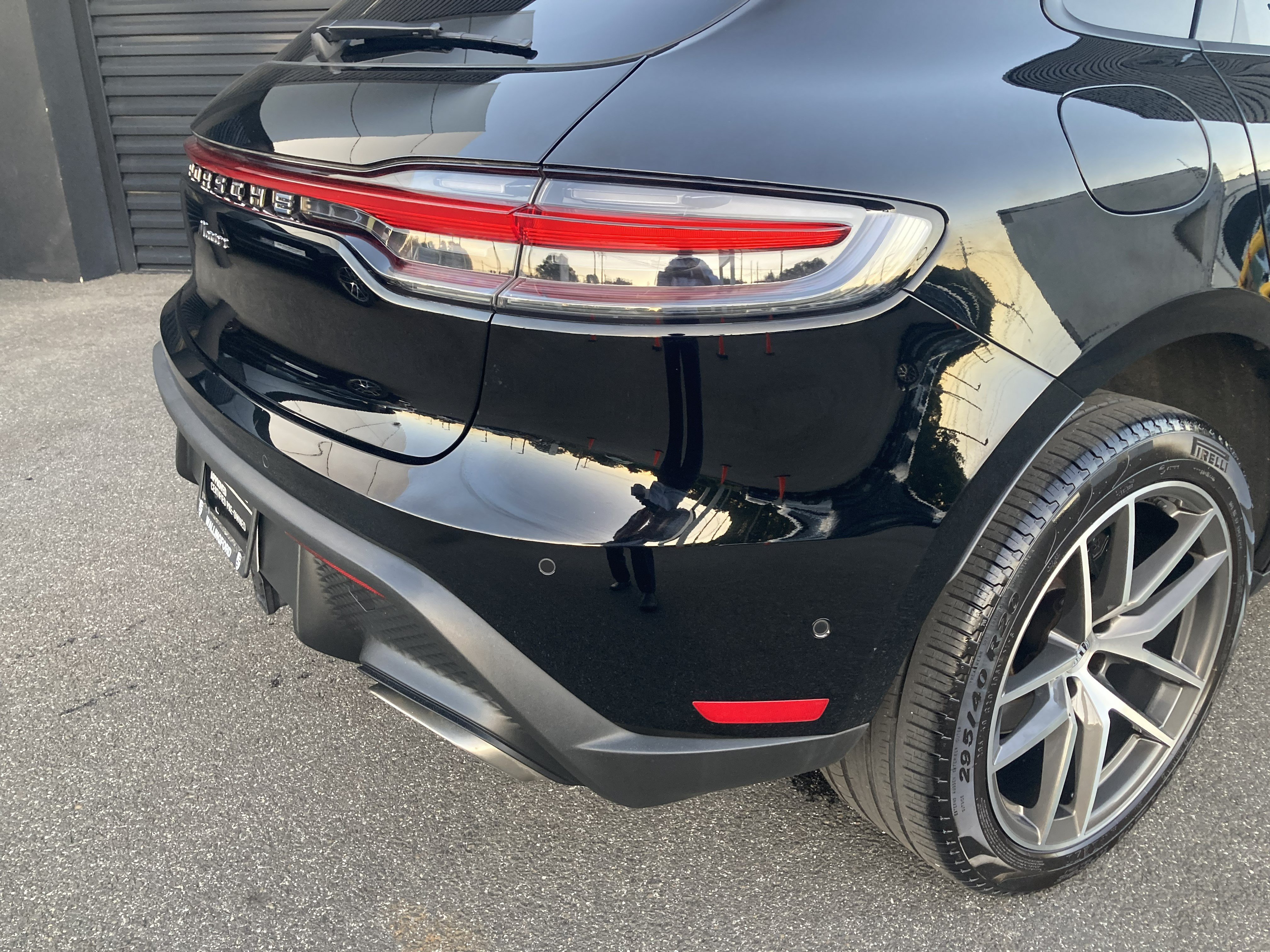 Certified 2024 Porsche Macan AWD/4WD image 29