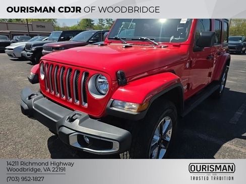 Used 2022 Jeep Wrangler Unlimited Sahara w/ Cold Weather Group image 3