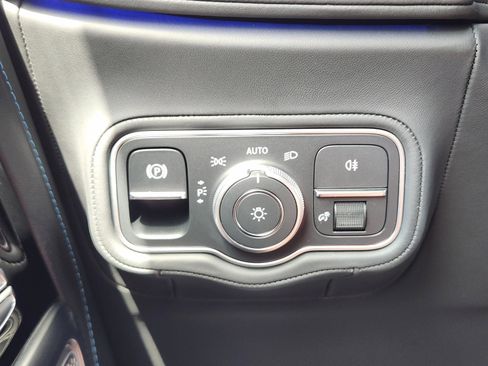 Used 2025 Mercedes-Benz G 580 w/ EQ Technology image 20