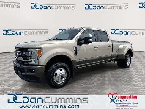 Used 2017 Ford F350 King Ranch w/ King Ranch Ultimate Package AWD/4WD image 1