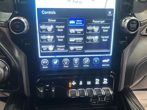 Used 2020 RAM 1500 Limited AWD/4WD image 23
