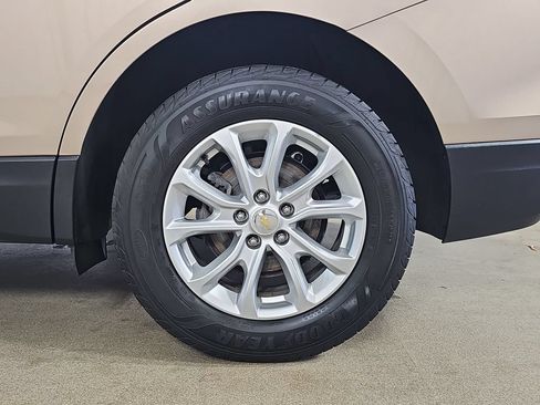Used 2018 Chevrolet Equinox LT AWD/4WD image 38
