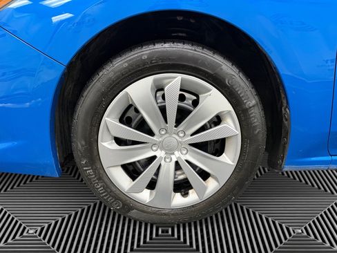 Certified 2022 Subaru Impreza 2.0i image 14