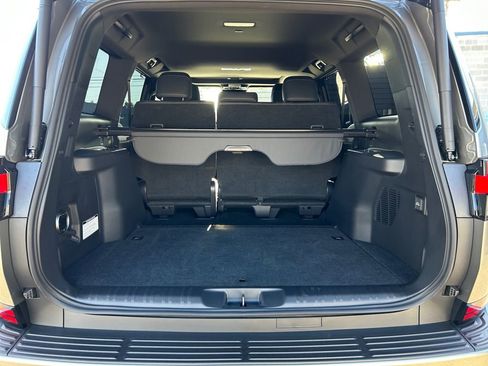 Used 2026 Lexus GX 550 AWD/4WD image 23