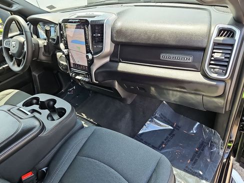 Used 2025 RAM 2500 Big Horn AWD/4WD image 34
