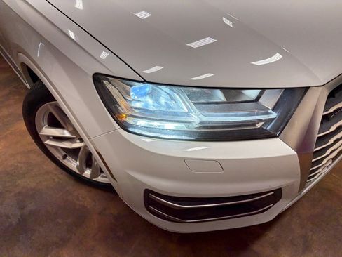 Used 2018 Audi Q7 3.0T Prestige AWD/4WD image 47
