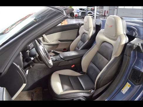 Used 2012 Chevrolet Corvette Grand Sport w/ 2LT Preferred Equipment Group RWD image 13