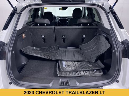 Certified 2023 Chevrolet TrailBlazer LT w/ Convenience Package FWD image 13