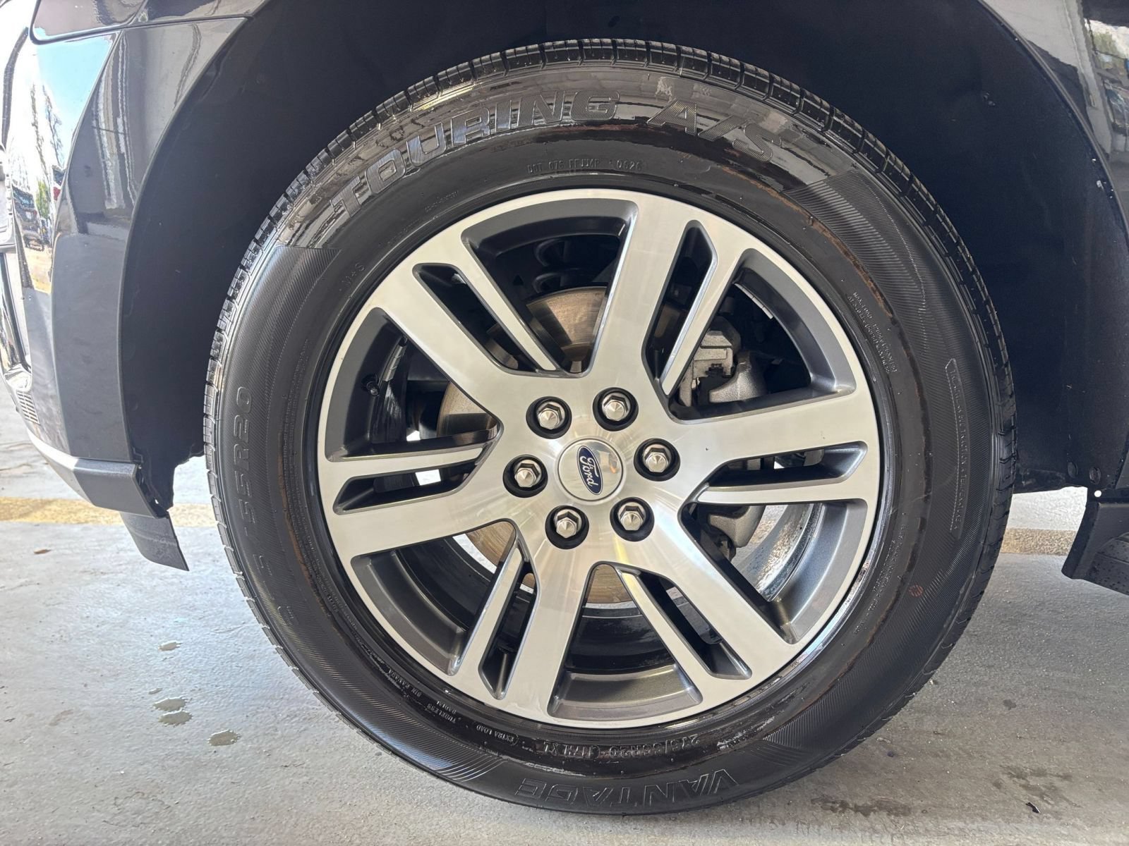 Used 2024 Ford Expedition Limited RWD image 34