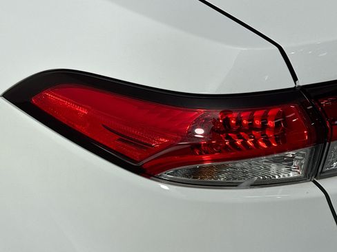 Used 2022 Toyota Corolla LE FWD image 34