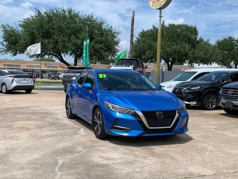 Used 2021 Nissan Sentra SV FWD image 3