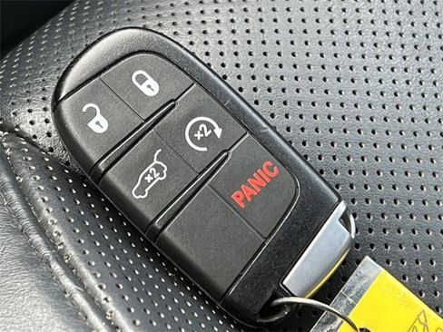 Used 2019 Jeep Grand Cherokee Trailhawk w/ Trailhawk Luxury Group image 35