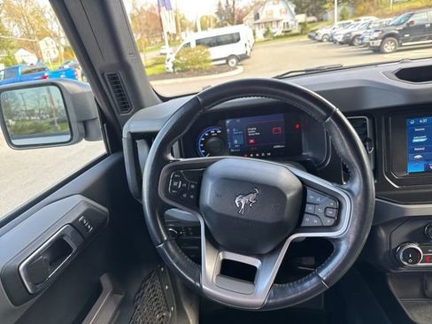 Used 2022 Ford Bronco Black Diamond image 22