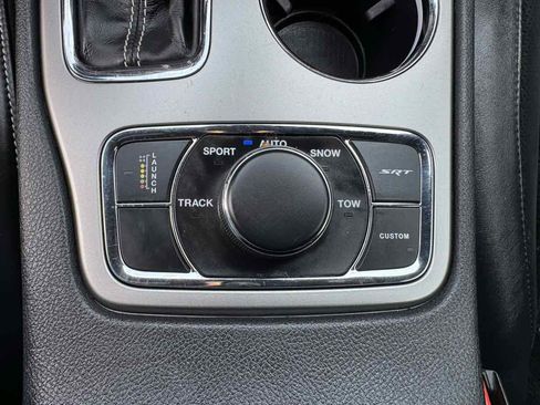 Used 2017 Jeep Grand Cherokee SRT AWD/4WD image 20
