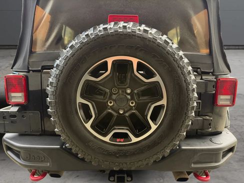 Used 2016 Jeep Wrangler Unlimited Rubicon AWD/4WD image 43
