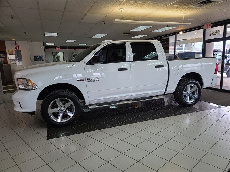 Used 2014 RAM 1500 Express AWD/4WD image 1