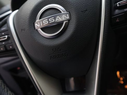 Used 2023 Nissan Maxima Platinum w/ Sport Mat Group FWD image 21