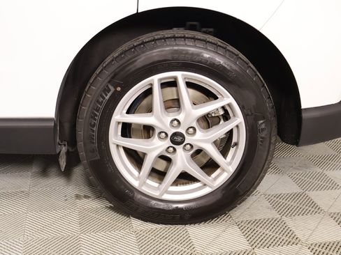 Used 2024 Ford Edge SEL image 18