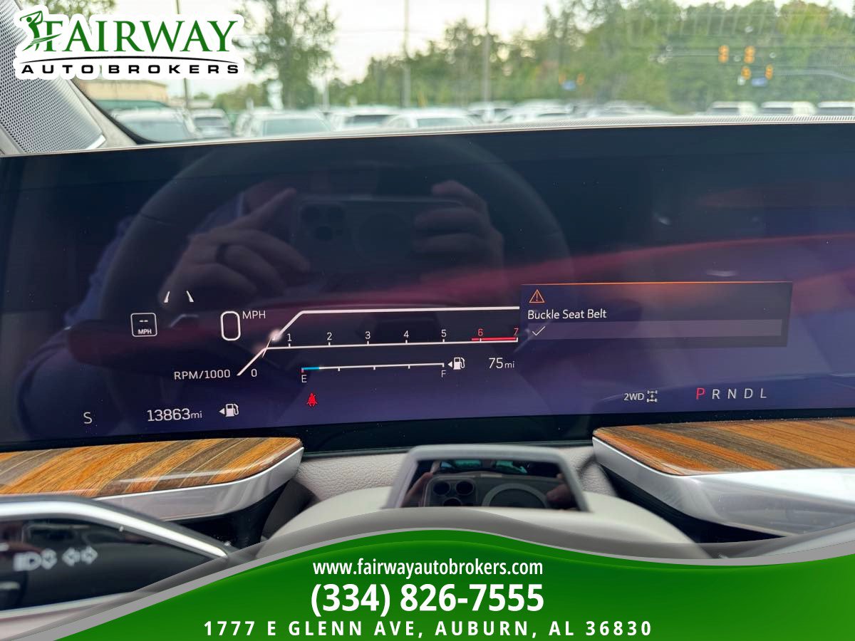 Used 2026 Cadillac Escalade Platinum Sport w/ LPO, ONYX Package AWD/4WD image 22