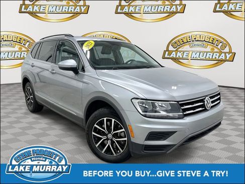 Used 2021 Volkswagen Tiguan SE image 1
