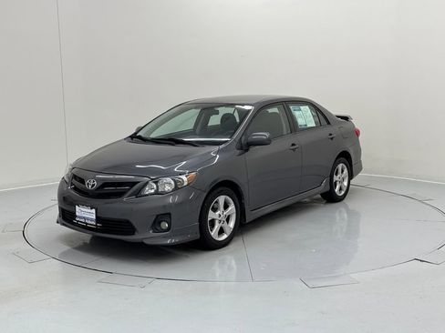 Used 2012 Toyota Corolla S image 2