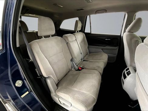 Used 2016 Honda Pilot LX image 22