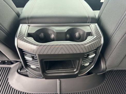 New 2026 RAM 1500 4x4 Crew Cab image 16