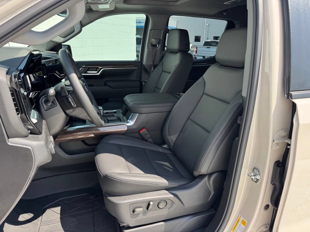 New 2026 Chevrolet Silverado 1500 RST w/ RST All Star Premium Package RWD image 17