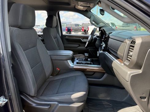 Used 2023 GMC Sierra 1500 Elevation w/ X31 Off-Road Package AWD/4WD image 13