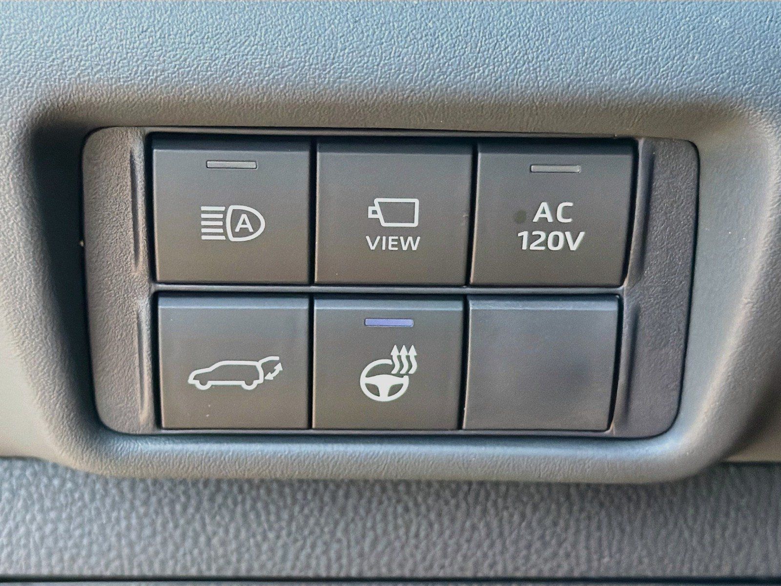 Used 2026 Toyota Highlander Limited AWD/4WD image 20