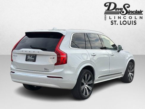 Used 2024 Volvo XC90 B6 Ultimate w/ Lounge Package image 3