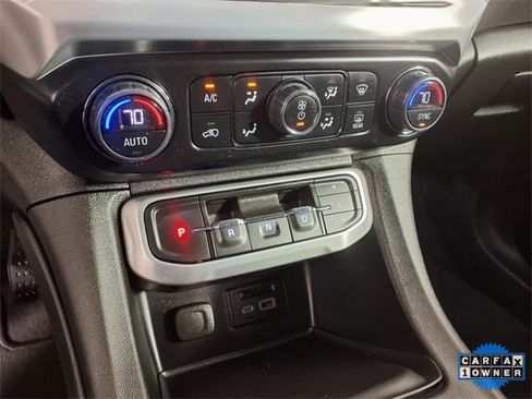 Used 2023 GMC Acadia SLT image 21