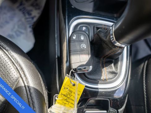 Used 2021 Jeep Compass Limited w/ Elite Interior Group image 28