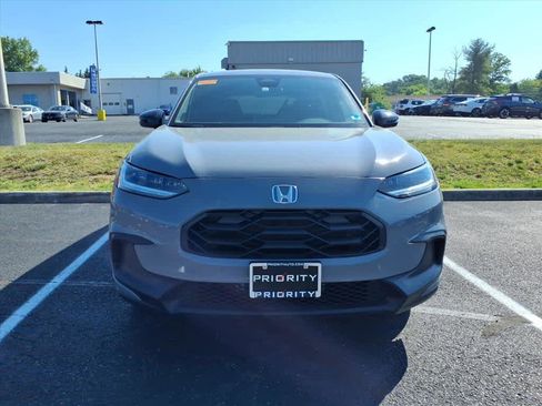 Used 2025 Honda HR-V Sport image 13