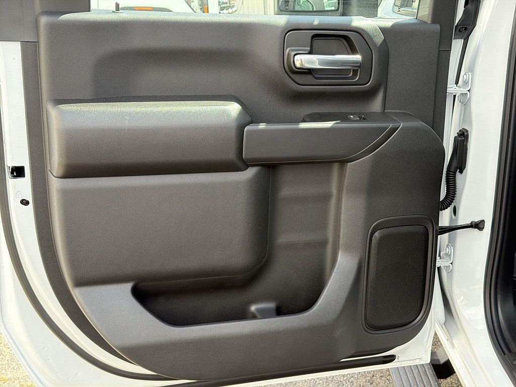 New 2026 GMC Sierra 2500 Pro RWD image 21