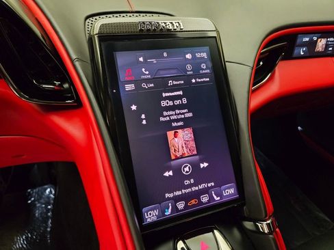 Used 2024 Ferrari Roma image 37