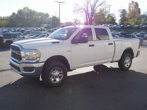 Used 2024 RAM 3500 Tradesman w/ Towing Technology Group image 8