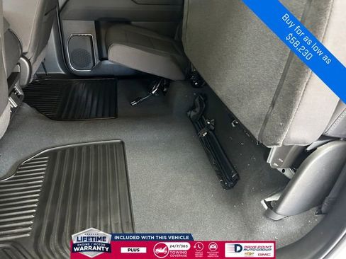 New 2026 GMC Sierra 1500 SLE image 19