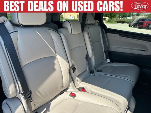 Used 2025 Honda Odyssey Touring image 34