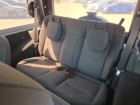 Used 2022 Jeep Wrangler Sport AWD/4WD image 17