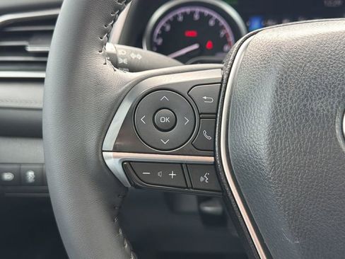 Used 2024 Toyota Camry XLE image 18