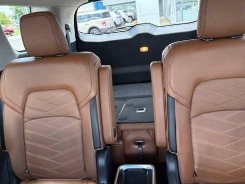 Used 2025 Nissan Pathfinder Platinum AWD/4WD image 20
