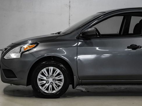 Used 2019 Nissan Versa S Plus FWD image 15