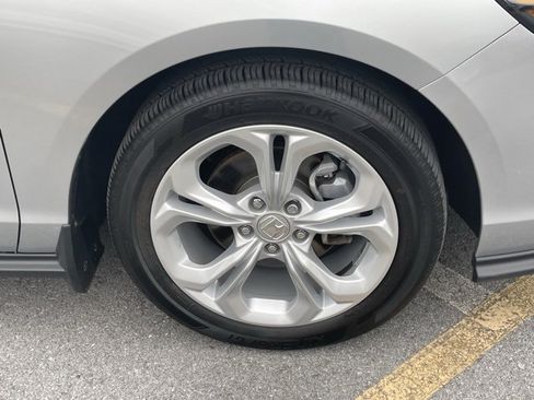 Used 2024 Honda Accord LX image 10