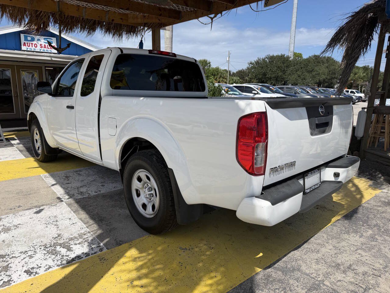 Used 2021 Nissan Frontier S RWD image 7