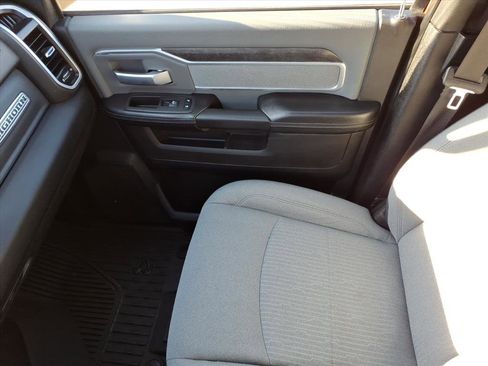 Used 2021 RAM 2500 Big Horn w/ Level 1 Equipment Group image 31