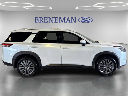 Used 2025 Nissan Pathfinder SL w/ SL Premium Package AWD/4WD image 5