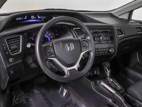 Used 2015 Honda Civic LX image 4