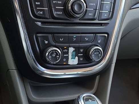 Used 2015 Buick Encore Leather image 20